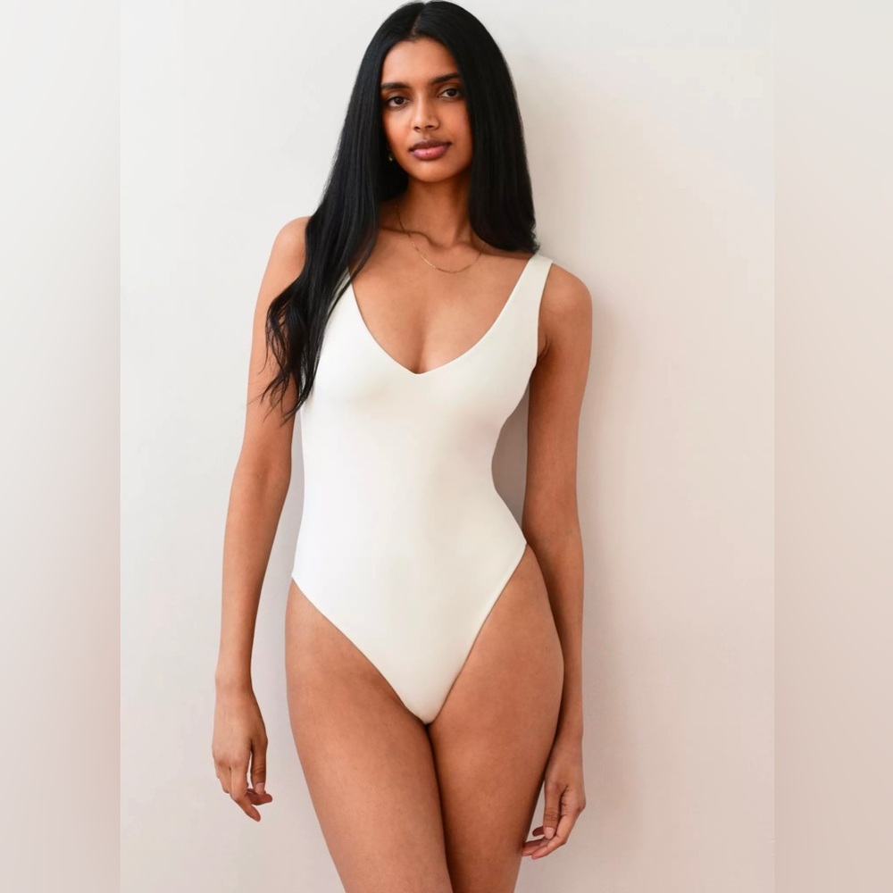 Aritzia Wildred Jette Bodysuit Size XS